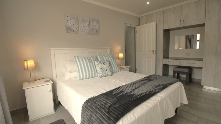 5 Bedroom Property for Sale in Dana Bay Western Cape